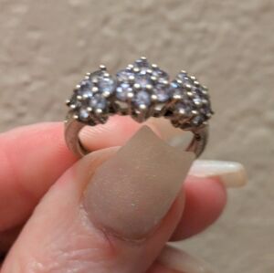 Elegant Sz. 7 Tanzanite Sterling Silver Cluster Ring